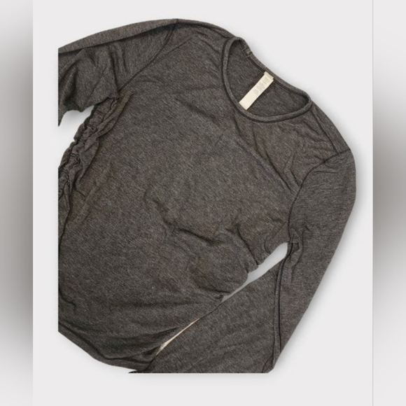 Size 6 - Lululemon Without Pause Long Sleeve Top - Picture 2 of 3